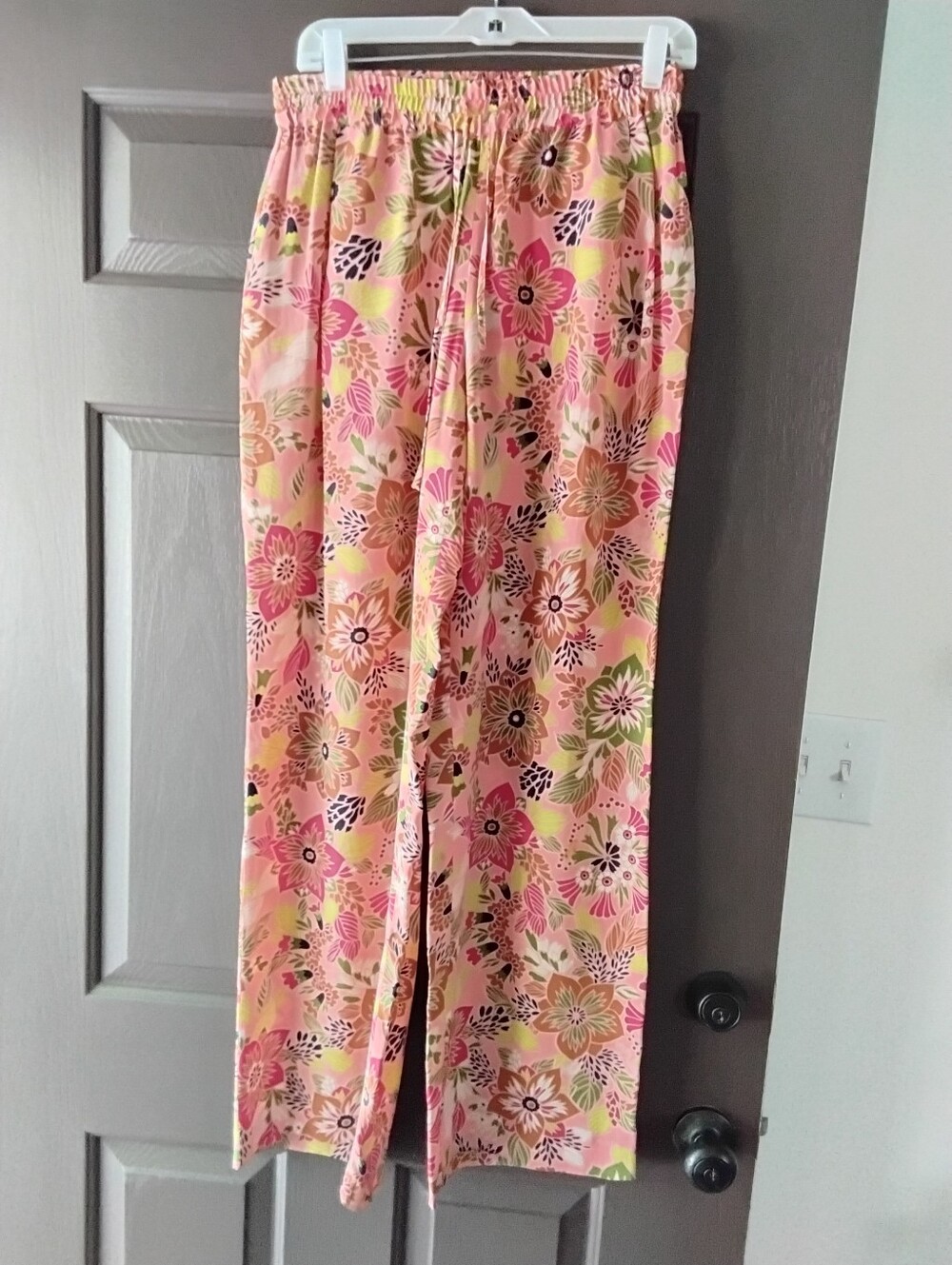 Club Monaco Pink and Green Floral Wide-Leg Pants Size 4